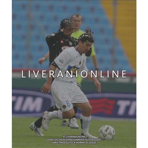 Udine 11-04-2006 Coppa italia semifinalie Udinese-Inter david pizarro con chris obodo Foto Filippo Venezia-Ag: Aldo Liverani