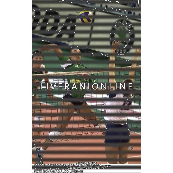 CAPO SUD REGGIO CALABRIA VOLLEY 2000/01 NELLA FOTO GIOLI SIMONA FOTO ROMANI/AG.ALDO LIVERANI