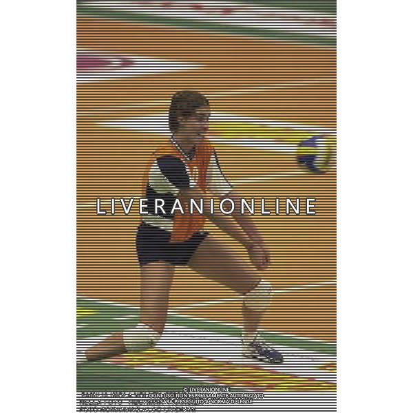 FAMILIA IMOLA VOLLEY 2000/01 NELLA FOTO HUURMAN FRANCIEN FOTO ROMANI/AG.ALDO LIVERANI