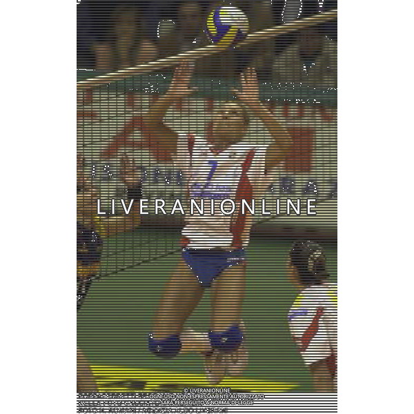 FOPPAPEDRETTI BERGAMO VOLLEY 2000/2001 NELLA FOTO CACCIATORI MAURIZIA FOTO N. ROMANI / AGENZIA ALDO LIVERANI