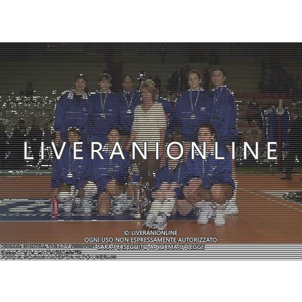 EDISON MODENA VOLLEY 2000/2001 NELLA FOTO FORMAZIONE FOTO N. ROMANI / AGENZIA ALDO LIVERANI
