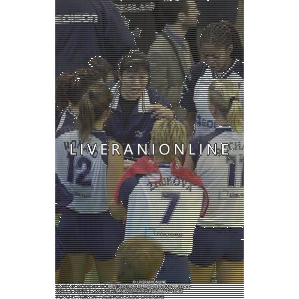 EDISON MODENA VOLLEY 2000/2001 NELLA FOTO LANG PING ALLENATRICE FOTO N. ROMANI / AGENZIA ALDO LIVERANI