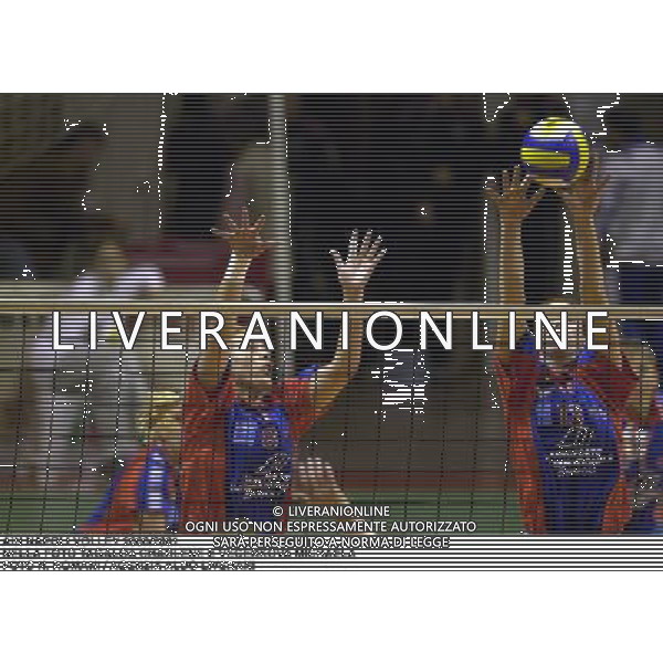 AiN NAPOLI VOLLEY 2000/2001 NELLA FOTO TAGALOA CHARLENE E VECERKOVA MICHAELA FOTO N. ROMANI / AGENZIA ALDO LIVERANI