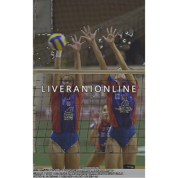 AiN NAPOLI VOLLEY 2000/2001 NELLA FOTO TAGALOA CHARLENE E VECERKOVA MICHAELA FOTO N. ROMANI / AGENZIA ALDO LIVERANI