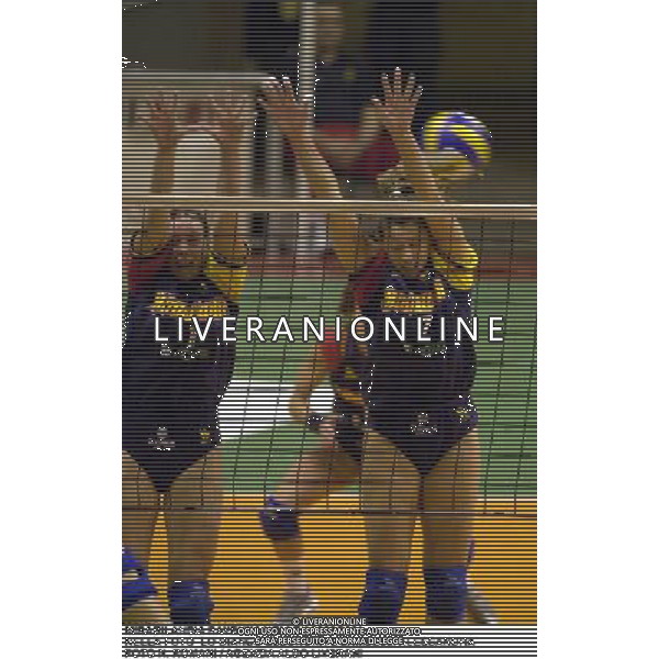 MIRABILANDIA RAVENNA VOLLEY 2000/2001 NELLA FOTO LO BIANCO ELEONORA E ZAMBELLI ALESSANDRA FOTO N. ROMANI / AGENZIA ALDO LIVERANI