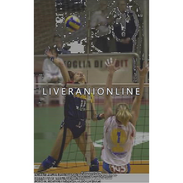 MIRABILANDIA RAVENNA VOLLEY 2000/2001 NELLA FOTO LEENSTRA MARRIT FOTO N. ROMANI / AGENZIA ALDO LIVERANI