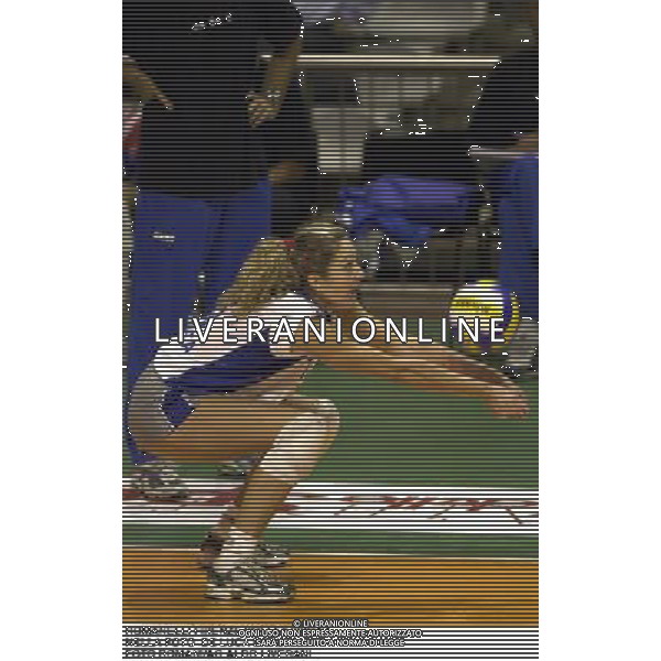 ROMANELLI FIRENZE VOLLEY 2000/01 NELLA FOTO DE LUCA BARBARA FOTO ROMANI/AG.ALDO LIVERANI
