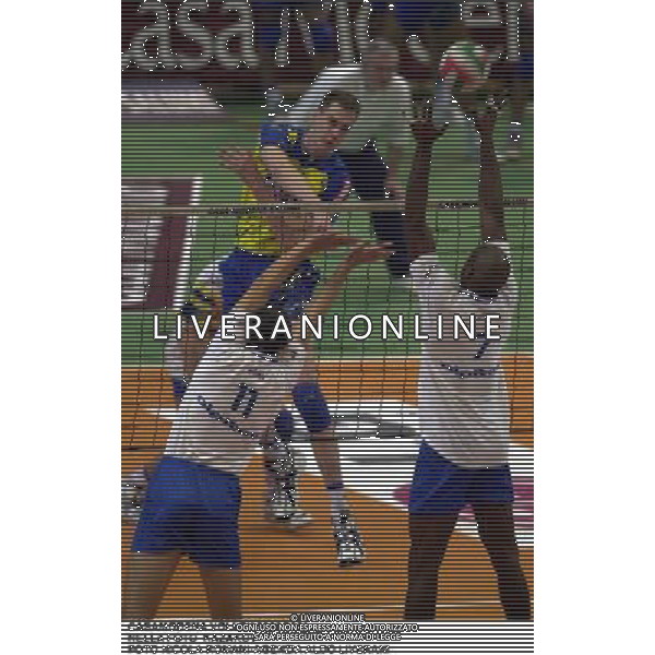 CASA MODENA VOLLEY 2000/2001 NELLA FOTO KAZAKOV FATO NICOLA ROMANI-AGENZIA ALDO LIVERANI