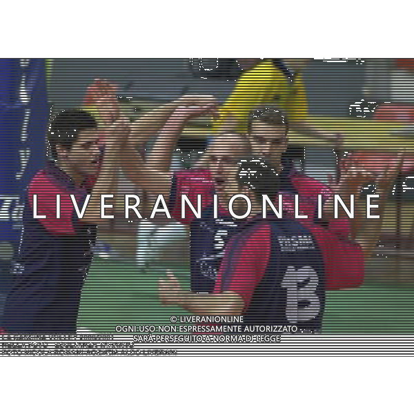 LA CASCINA VOLLEY 2000/2001 NELLA FOTO ESULTANZE TARANTO FOTO NICOLA ROMANI-AGENZIA ALDO LIVERANI