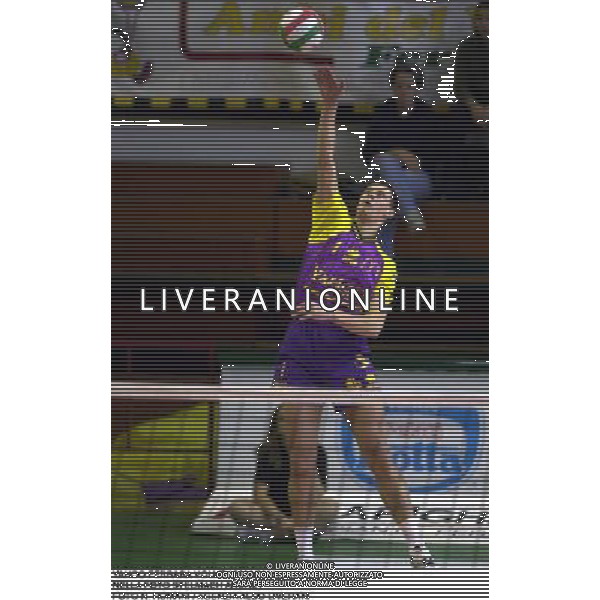 YAHOO FERRARA VOLLEY 2000/2001 NELLA FOTO CUMINETTI JUAN CARLOS FOTO N. ROMANI / AGENZIA ALDO LIVERANI