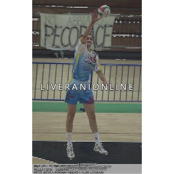 ITAS TRENTO VOLLEI 2000/2001 NELLA FOTO USHAKOV FOTO NICOLA ROMANI-AGENZIA ALDO LIVERANI
