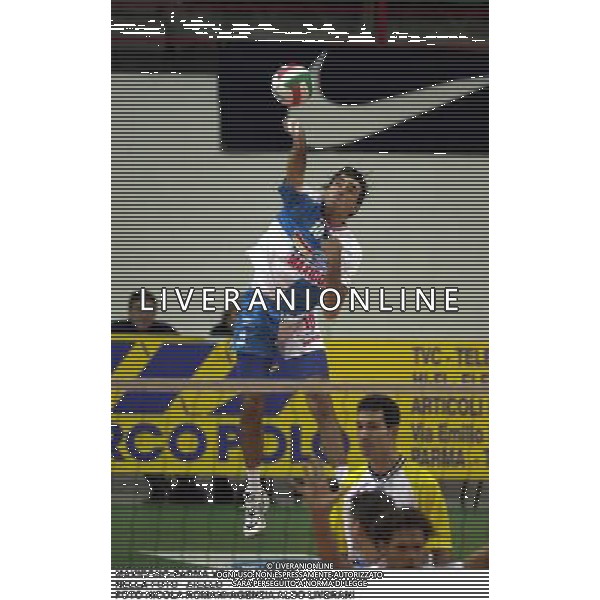 MAXICONO PARMA VOLLEY 2000/2001 NELLA FOTO AIELLO FOTO NICOLA ROMANI-AGENZIA ALDO LIVERANI