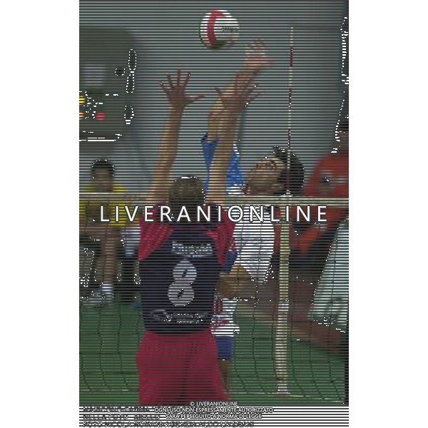 MAXICONO PARMA VOLLEY 2000/2001 NELLA FOTO AIELLO FOTO NICOLA ROMANI-AGENZIA ALDO LIVERANI