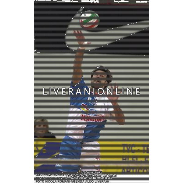 MAXICONO PARMA VOLLEY 2000/2001 NELLA FOTO SPADA FOTO NICOLA ROMANI-AGENZIA ALDO LIVERANI