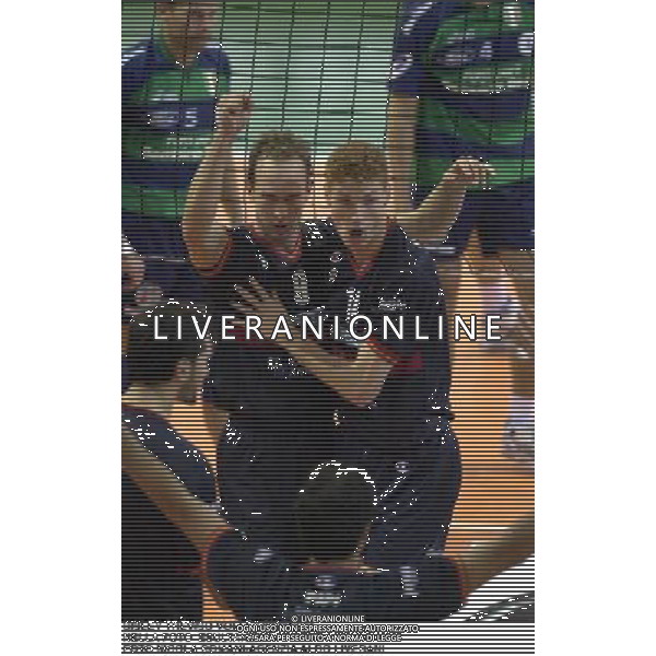 TREVISO SISLEY VOLLEY 2000/2001 NELLA FOTO ESULTANZA FOTO NICOLA ROMANI-AGENZIA ALDO LIVERANI