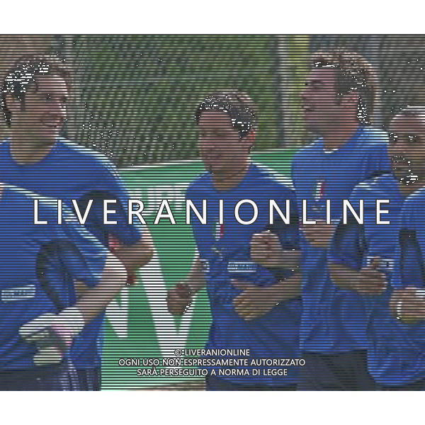 ROMA CAMPO DELLA BORGHESANA 2/5/2006 ALLENAMENTO DELLA NAZIONALE NELLA FOTO GRUPPO FOTO AG ALDO LIVERANI