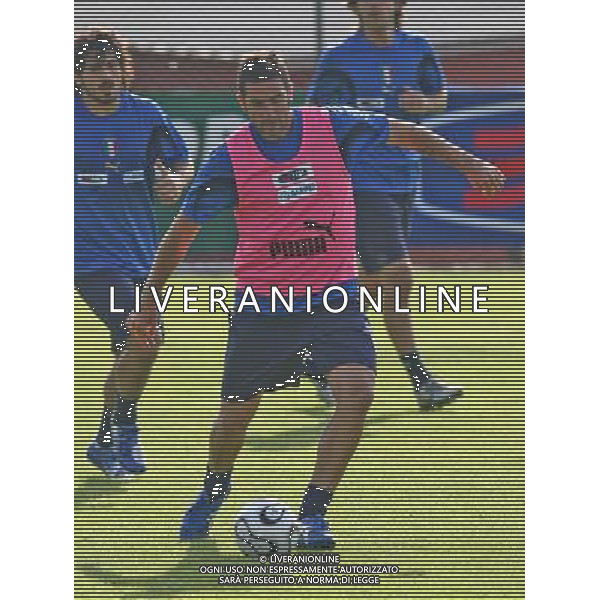 ROMA CAMPO DELLA BORGHESANA 2/5/2006 ALLENAMENTO DELLA NAZIONALE NELLA FOTO LUCARELLI FOTO AG ALDO LIVERANI