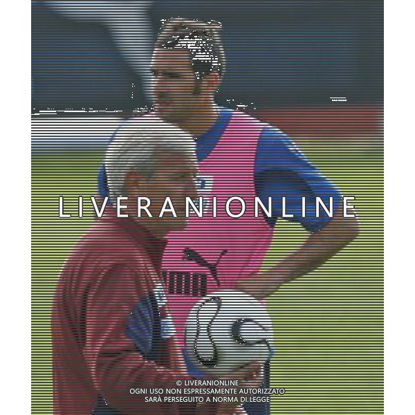 ROMA CAMPO DELLA BORGHESANA 2/5/2006 ALLENAMENTO DELLA NAZIONALE NELLA FOTO LUCARELLI E LIPPI FOTO AG ALDO LIVERANI