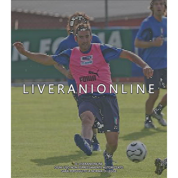 ROMA CENTRO SPORTIVO LA BORGHESIANA 2/5/2006 ALLENAMENTO DELLA NAZIONALE NELLA FOTO LUCARELLI FOTO AG ALDO LIVERANI