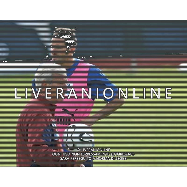 ROMA CENTRO SPORTIVO LA BORGHESIANA 2/5/2006 ALLENAMENTO DELLA NAZIONALE NELLA FOTO LIPPI E LUCARELLI FOTO AG ALDO LIVERANI