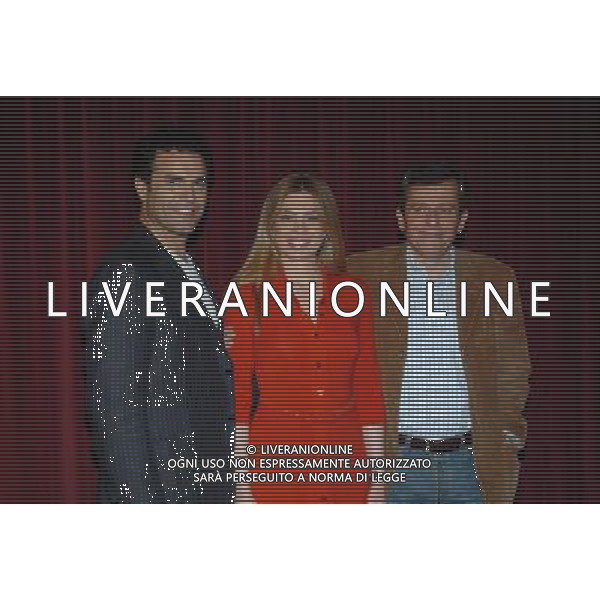 Milano 08/05/2006 Teatro \' Prova A Farmi Ridere \' nella foto: Pino Quartullo - Benedicta Boccoli - Maurizio Micheli foto Danilo Recalcati / Ag.Aldo liverani
