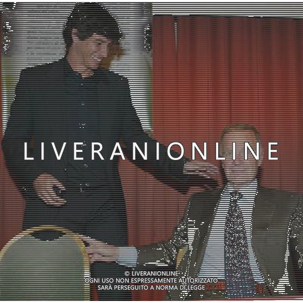 Milano 8 gennaio 2006 Assemblea AIC associazione italiana calciatori nella foto: Campana Sergio e Albertini Demetrio foto Andry / Ag. Aldo Liverani