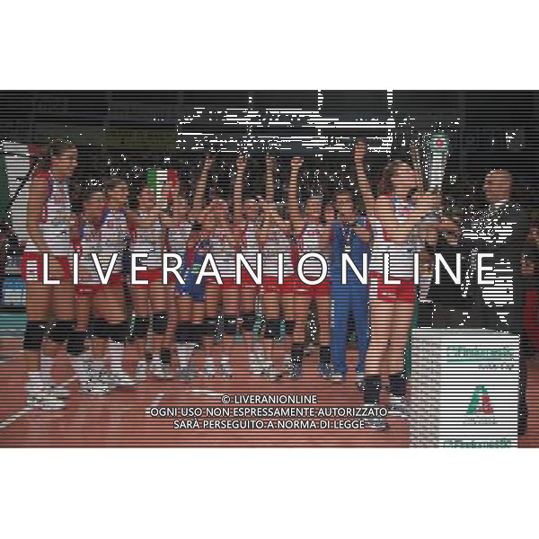BERGAMO 10/05/2006 FOPPA PEDRETTI-MONTE SCHIAVO FINALE SCUDETTO PALLAVOLO FEMMINILE NELLA FOTO LA FOPPA PEDRETTI VINCE LO SCUDETTO AGENZIA ALDO LIVERANI