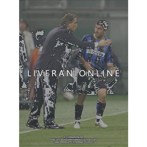 Milano 11/05/2006 finale coppa italia tim cup 2005/06 inter-roma nella foto mancini e pizarro ph marco luzzani/ag aldo liverani s.a.s.
