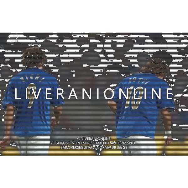 Stoccarda (ger) 20-08-03 Amichevole Germania - Italia Nazionale Calcio nella foto Vieri Christian e Totti Francesco* foto marco luzzani/Ag. Aldo Liverani s.a.s.