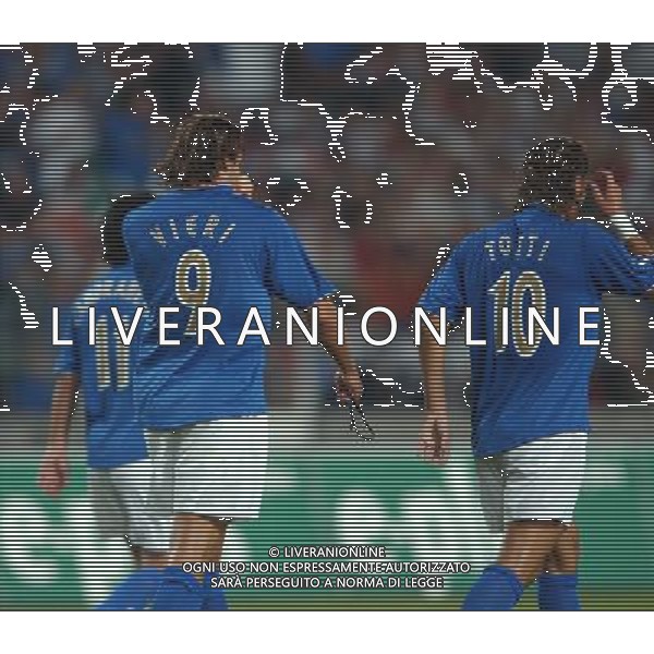 Stoccarda (ger) 20-08-03 Amichevole Germania - Italia Nazionale Calcio nella foto Vieri Christian e Totti Francesco* foto marco luzzani/Ag. Aldo Liverani s.a.s.