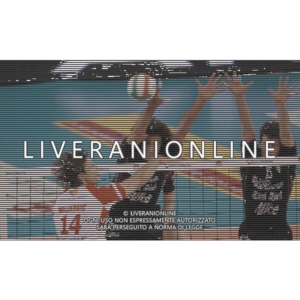 Lube Macerata - Sisley treviso Volley gara 3 14/05/2006 nella foto fei e Tencati ph vitez/ag. aldo liverani