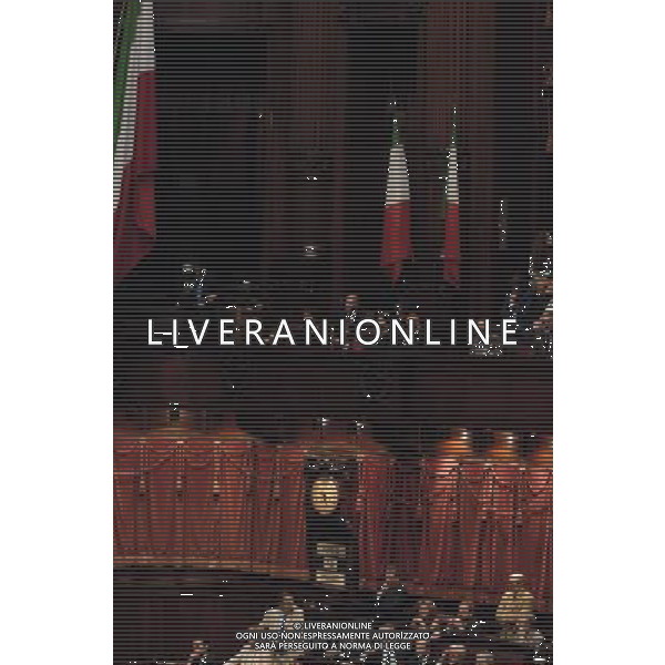 ROMA, 15 MAGGIO 2006 SEDUTA COMUNE CAMERA E SENATO CON I RAPPRESENTANTI DELLE REGIONI PER IL GIURAMENTO DEL PRESIDENTE DELLA REPUBBLICA GIORGIO NAPOLITANO NELLA FOTO L\'AULA DELLA CAMERA CON BANDIERE E DRAPPI TRICOLORE FOTO AG ALDO LIVERANI