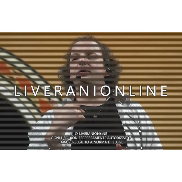 MILANO 16-5-06 TEATRO CIAK SPETTACOLO DI DADO \'SUONO, CANTO, RECITO... E BALLICCHIO\' NELLA FOTO : DADO PH: CAPRA/LIVERANI