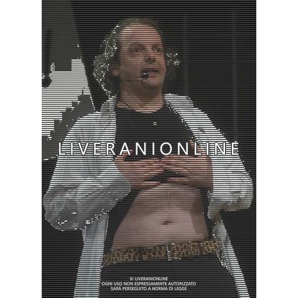 MILANO 16-5-06 TEATRO CIAK SPETTACOLO DI DADO \'SUONO, CANTO, RECITO... E BALLICCHIO\' NELLA FOTO : DADO PH: CAPRA/LIVERANI