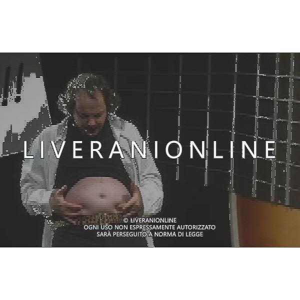 MILANO 16-5-06 TEATRO CIAK SPETTACOLO DI DADO \'SUONO, CANTO, RECITO... E BALLICCHIO\' NELLA FOTO : DADO PH: CAPRA/LIVERANI