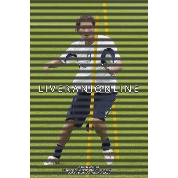 Coverciano (Fi) 24/05/2006 allenamento della Nazionale Italiana di Calcio in ritiro nella foto francesco totti ph gianni nucci/ag. aldo liverani