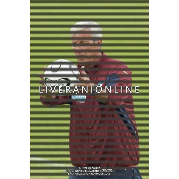 Coverciano (Fi) 24/05/2006 allenamento della Nazionale Italiana di Calcio in ritiro nella foto marcello lippi ph gianni nucci/ag. aldo liverani