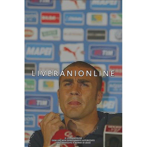 Coverciano (Fi) 24/05/2006 allenamento della Nazionale Italiana di Calcio in ritiro nella foto Fabio Cannavaro in conferenza Stampa ph gianni nucci/ag. aldo liverani