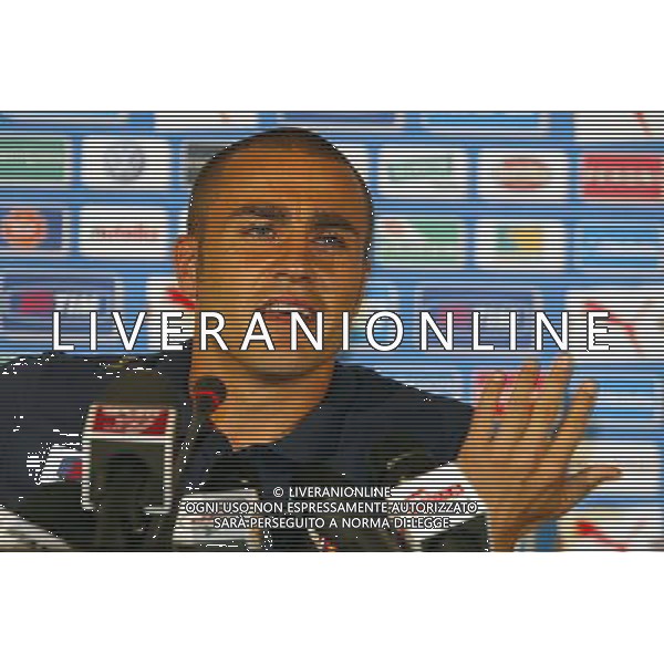 Coverciano (Fi) 24/05/2006 allenamento della Nazionale Italiana di Calcio in ritiro nella foto Fabio Cannavaro in conferenza Stampa ph gianni nucci/ag. aldo liverani