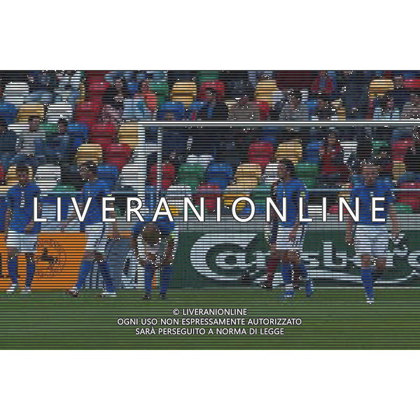 ITALIA - DANIMARCA EUROPEI UNDER 21 AVEIDO - PORTOGALLO 24/05//2006 NELLA FOTO: LA DELUSIONE DI CANINI - DONADEL - CESARE BOVO - GAIMAPOLO PAZZINI - DEFENDI DOPO AVER SUBITO IL TERZO GOL PH BELLINI/AG. ALDO LIVERANI