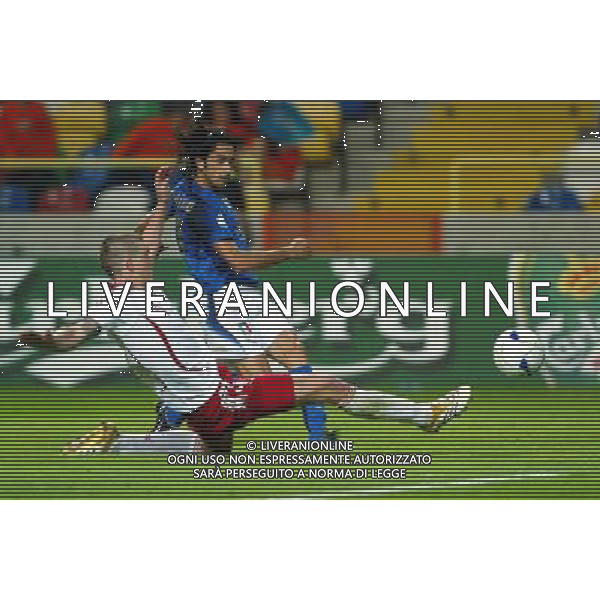 ITALIA - DANIMARCA EUROPEI UNDER 21 PORTOGALLO 24/05//2006 NELLA FOTO: RAFFAELE PALLADINO E AGGER PH BELLINI/AG. ALDO LIVERANI