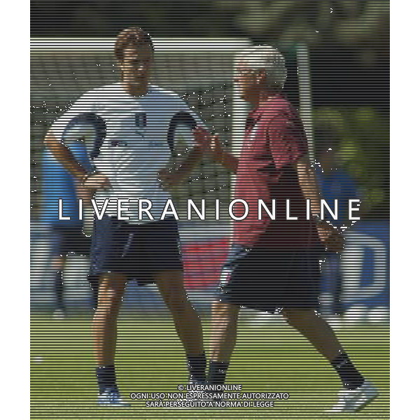 Amichevole della Nazionale Italiana in ritiro a Coverciano 28/05/2006 nella foto Marcello Lippi con Alberto Gilardino ph gianni nucci/ag. aldo liverani