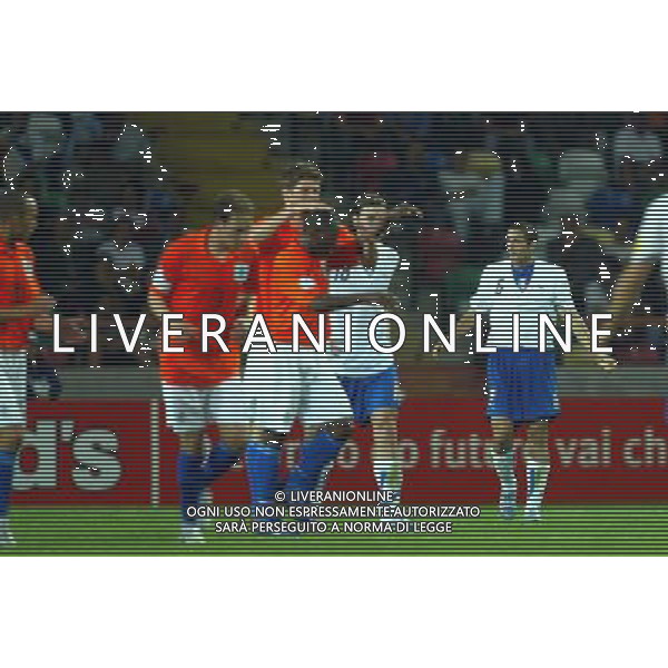 ITALIA - OLANDA EUROPEI UNDER 21 29/05/2006 AVEIRO PORTOGALLO NELLA FOTO: ESULTANZA DOPO IL GOL DEL 1-0 DI DE RIDDER, GIORGIO CHIELLINI DELUSO PH BELLINI/AG. ALDO LIVERANI