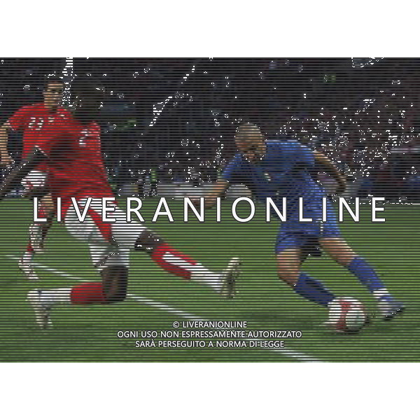 Ginevra 31/05/2006 Svizzera-Italia nella foto: del piero e djorou foto Luzzani/Ag.aldo Liverani