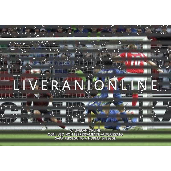 Ginevra 31/05/2006 Svizzera-Italia nella foto: gol gygaz foto Luzzani/Ag.aldo Liverani