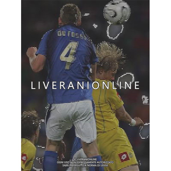 LOSANNA 2 GIUGNO 2006 ITALIA - UCRAINA AMICHEVOLE NELLA FOTO: occasione de rossi FOTO LUZZANI / AG. ALDO LIVERANI