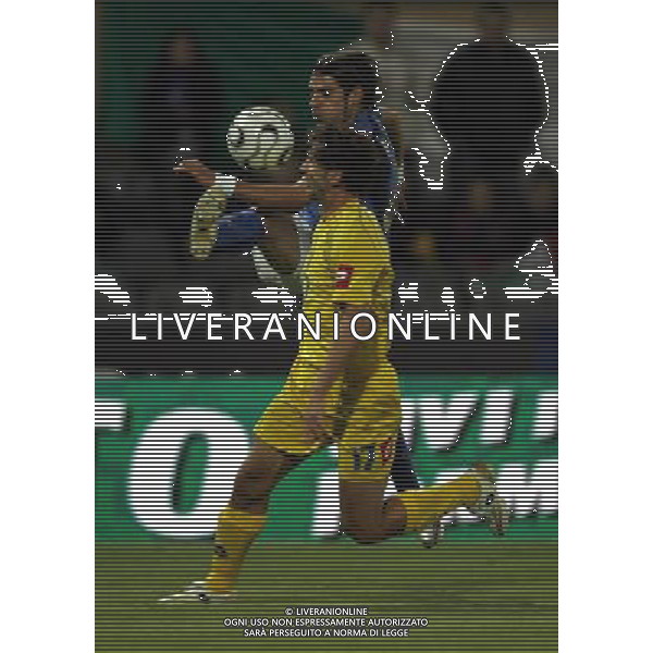 LOSANNA 2 GIUGNO 2006 ITALIA - UCRAINA AMICHEVOLE NELLA FOTO: perreotta e vashchyuk FOTO LUZZANI / AG. ALDO LIVERANI