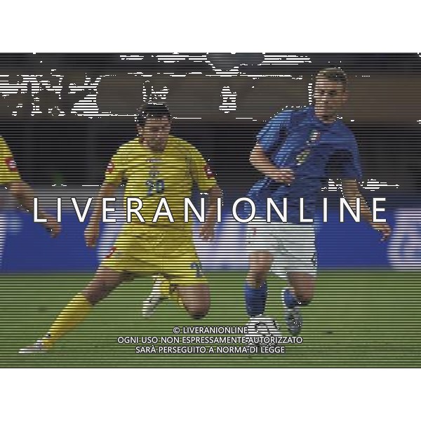 Losanna (CH) 02/06/2006 italia-ucraina 0:0 nella foto de rossi e gusiev ph marco luzzani/ag aldo liverani s.a.s.