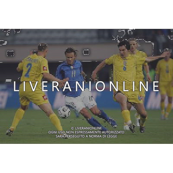 Losanna (CH) 02/06/2006 italia-ucraina 0:0 nella foto gilardino, rusol e nesmachny ph marco luzzani/ag aldo liverani s.a.s.