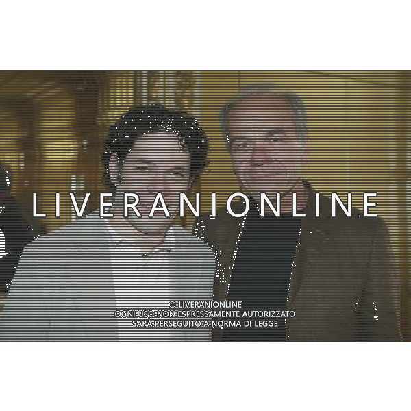 MILANO 7/6/2006 SALA GIALLA TEATRO ALLA SCALA NELLA FOTO GUSTAVO DUDAMEL ED ERNESTO SCHIAVI (DIRETTORE ARTISTICO DELLA FILARMONICA DELLA SCALA) FOTO ROMANO/AG ALDO LIVERANI